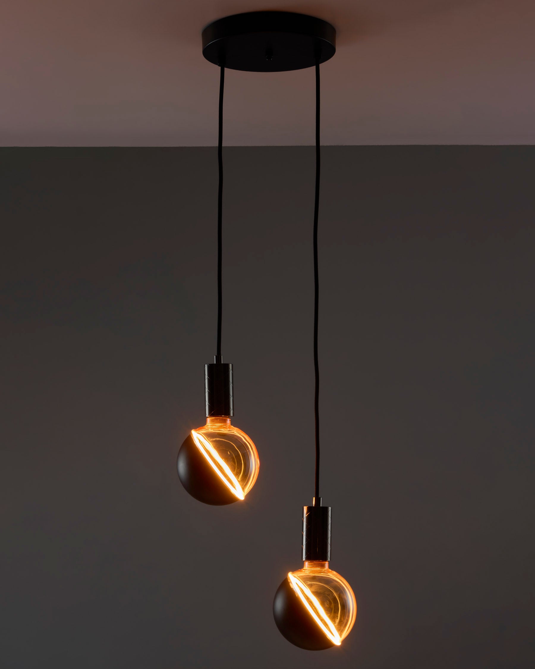 Drop Duo Forge Black Drift (Antique Brass Holder)