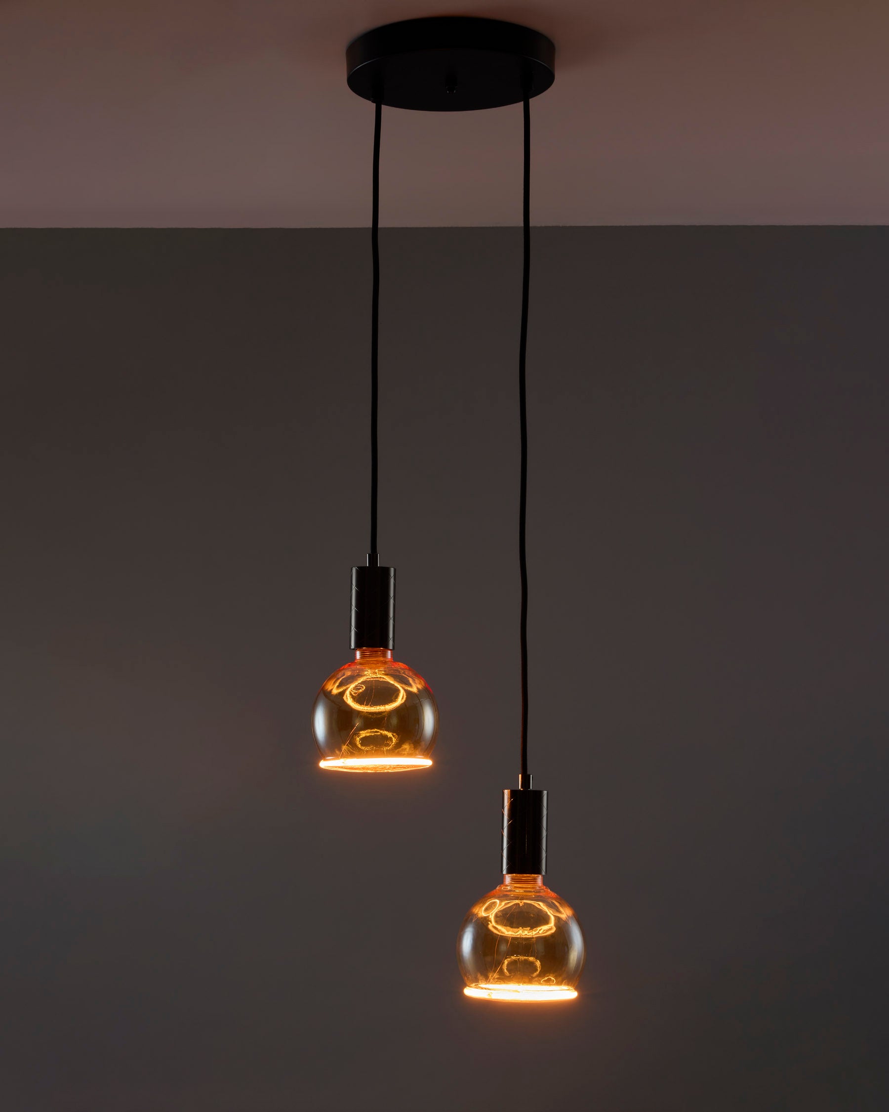 Drop Duo Forge Black Edge (Antique Brass Holder)
