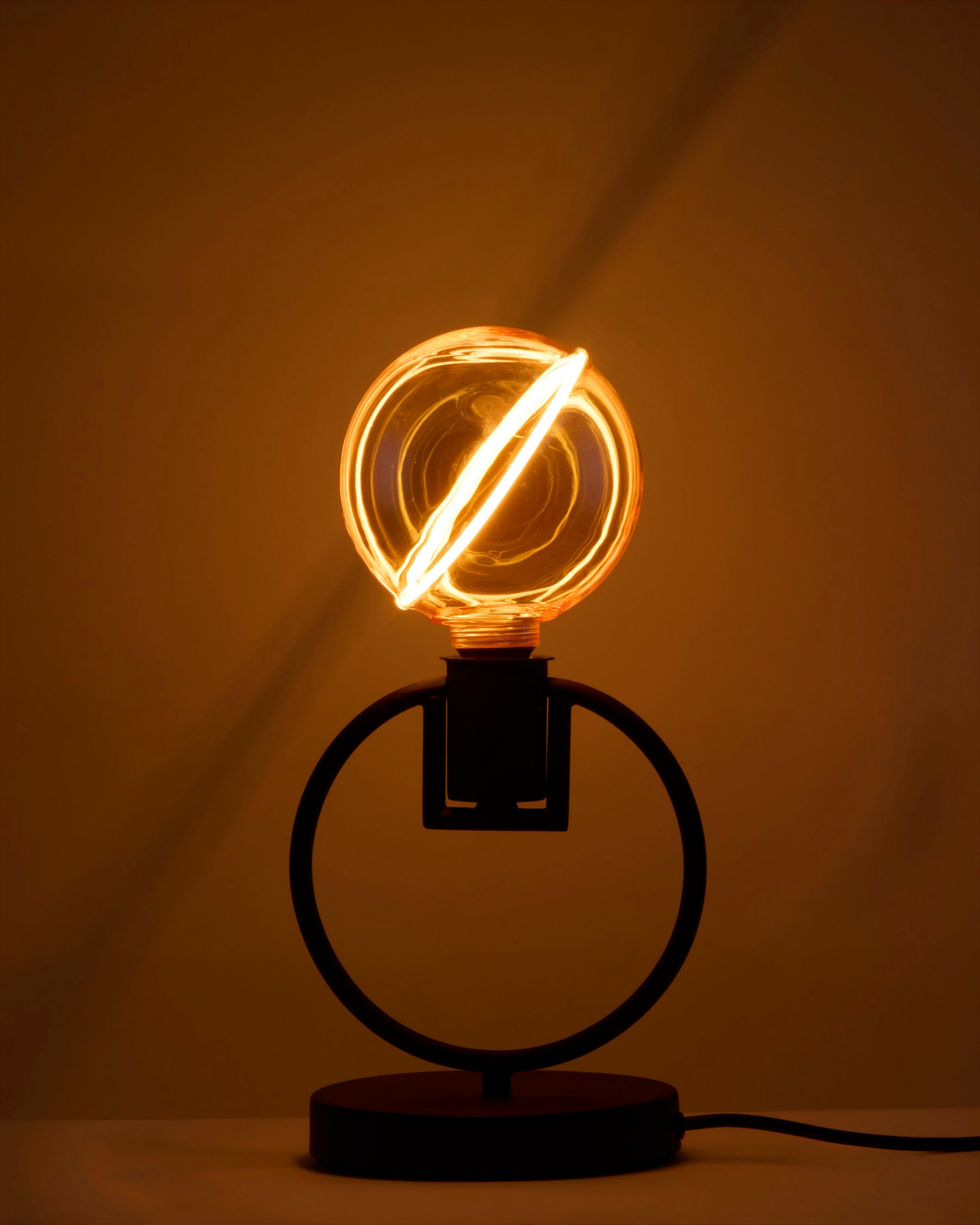Ring Forge Black Arc